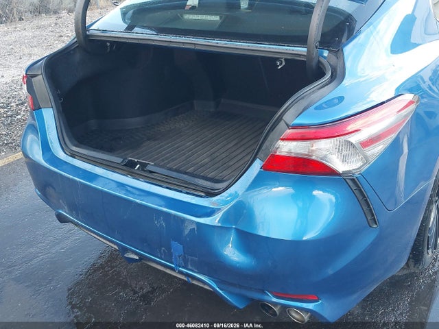 46082410 :رقم المزاد ، 4T1B11HK1JU131784 vin ، 2018 Toyota Camry Se مزاد بيع