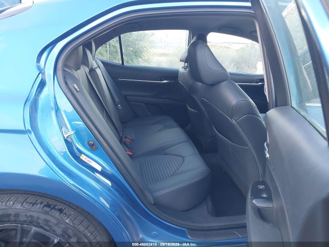 46082410 :رقم المزاد ، 4T1B11HK1JU131784 vin ، 2018 Toyota Camry Se مزاد بيع