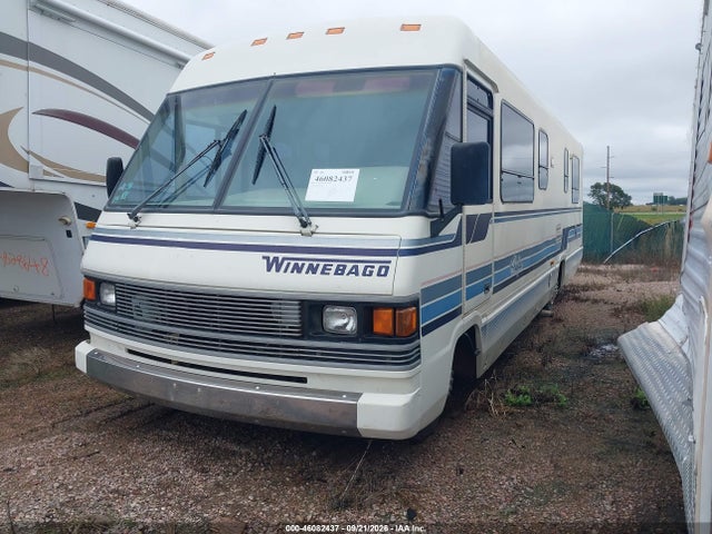 46082437 :رقم المزاد ، 1GBKP37N2N3313794 vin ، 1992 Chevrolet P30 مزاد بيع