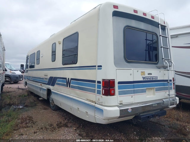 46082437 :رقم المزاد ، 1GBKP37N2N3313794 vin ، 1992 Chevrolet P30 مزاد بيع