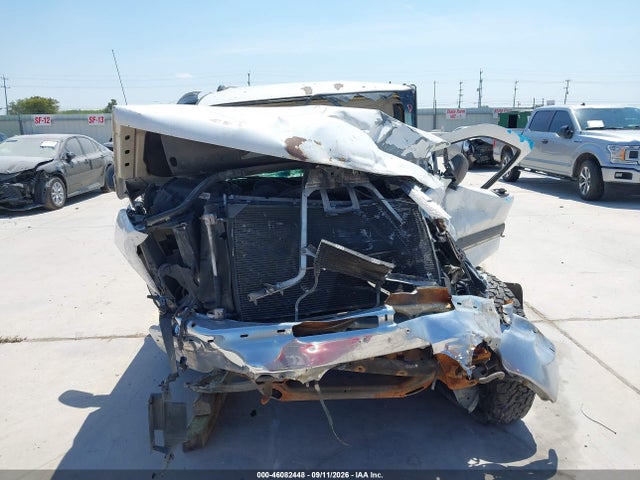 Продаж на аукціоні авто 2001 Chevrolet Suburban 1500 Ls, vin: 3GNEC16T61G107837, номер лоту: 46082448