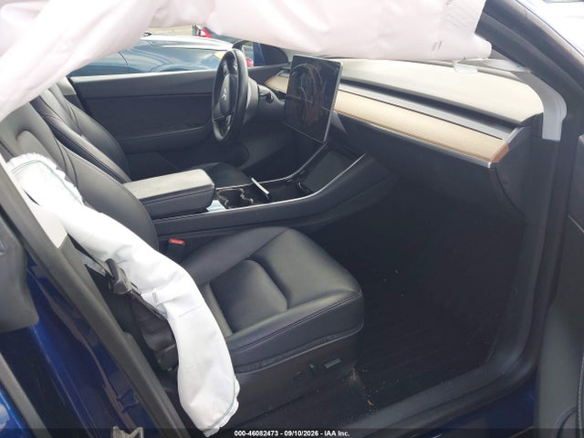 46082473 :رقم المزاد ، 5YJYGDEE1LF035078 vin ، 2020 Tesla Model Y Long Range Dual Motor All-wheel Drive مزاد بيع