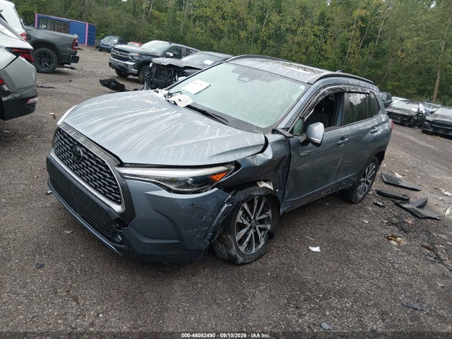 46082490 :رقم المزاد ، 7MUDAABG5PV072310 vin ، 2023 Toyota Corolla Cross Xle مزاد بيع