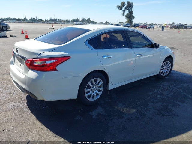 2016 Nissan Altima 2.5/2.5 S/2.5 Sl/2.5 Sr/2.5 Sv მანქანა იყიდება აუქციონზე, vin: 1N4AL3AP8GN377705, აუქციონის ნომერი: 46082505