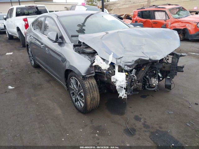 2019 5NPD84LFXKH495413 main image