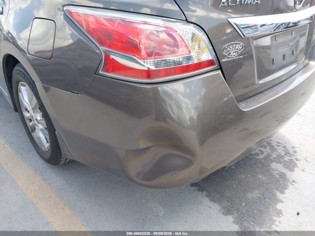 Продаж на аукціоні авто 2015 Nissan Altima 2.5 S, vin: 1N4AL3AP4FC105131, номер лоту: 46082520