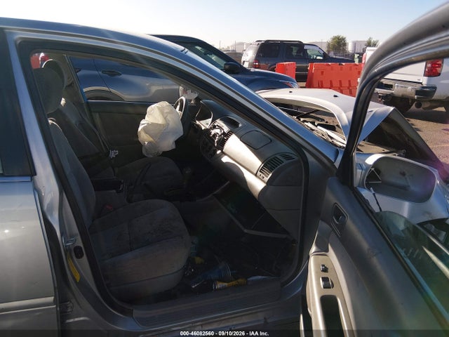 46082560 :رقم المزاد ، 4T1BE30KX4U314679 vin ، 2004 Toyota Camry Le مزاد بيع