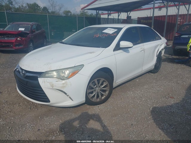 Продажа на аукционе авто 2015 Toyota Camry Le, vin: 4T1BF1FKXFU925517, номер лота: 46082568