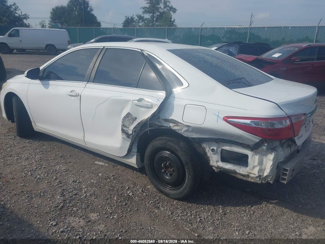 Продажа на аукционе авто 2015 Toyota Camry Le, vin: 4T1BF1FKXFU925517, номер лота: 46082568