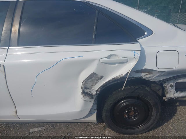 Продажа на аукционе авто 2015 Toyota Camry Le, vin: 4T1BF1FKXFU925517, номер лота: 46082568