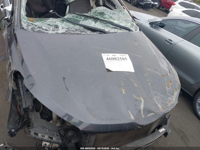 2018 Hyundai Santa Fe Se მანქანა იყიდება აუქციონზე, vin: KM8SM4HF3JU271864, აუქციონის ნომერი: 46082585