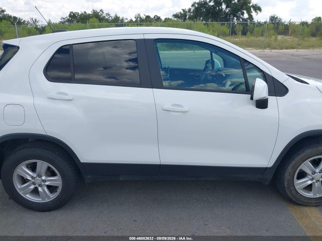 Auction sale of the 2017 Chevrolet Trax Ls, vin: 3GNCJNSB0HL233937, lot number: 46082632