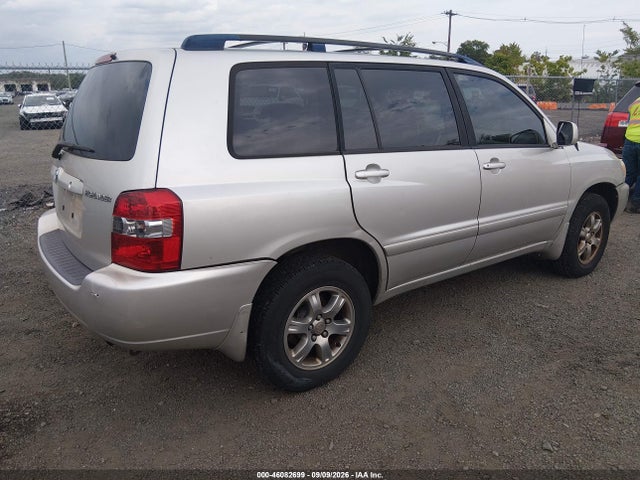 2005 Toyota Highlander V6 მანქანა იყიდება აუქციონზე, vin: JTEEP21A450110721, აუქციონის ნომერი: 46082699