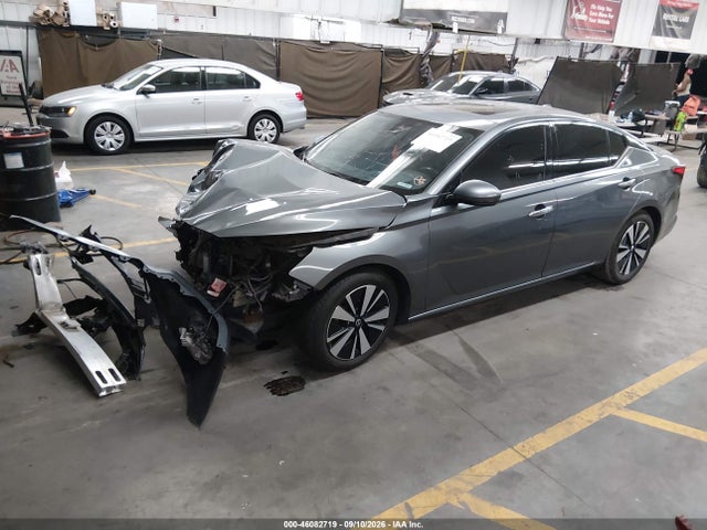 Продаж на аукціоні авто 2020 Nissan Altima Sl Fwd, vin: 1N4BL4EV0LC217214, номер лоту: 46082719