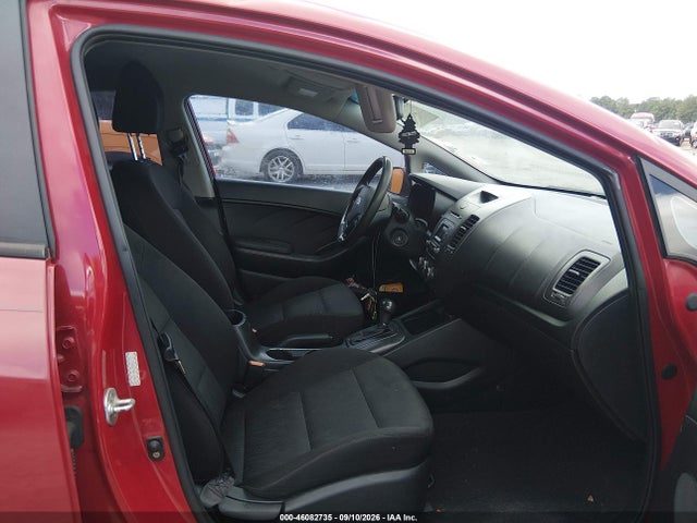 Продажа на аукционе авто 2016 Kia Forte Lx, vin: KNAFK4A63G5481127, номер лота: 46082735