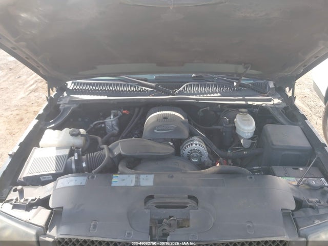 2004 Chevrolet Silverado 1500 Ls მანქანა იყიდება აუქციონზე, vin: 2GCEC19V241175085, აუქციონის ნომერი: 46082750