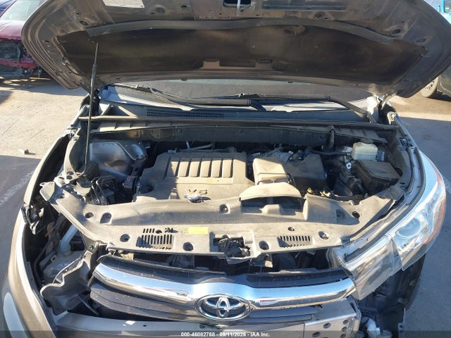 Toyota Highlander Limited V6 2015 5TDYKRFH3FS106253 Image 10