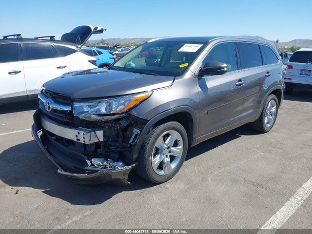 Toyota Highlander Limited V6 2015 5TDYKRFH3FS106253 Image 2