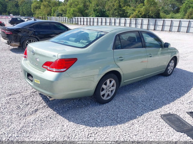 46082787 :رقم المزاد ، 4T1BK36BX7U220418 vin ، 2007 Toyota Avalon Xl مزاد بيع
