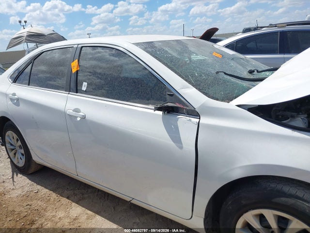 Продажа на аукционе авто 2015 Toyota Camry Le, vin: 4T4BF1FK7FR501945, номер лота: 46082797