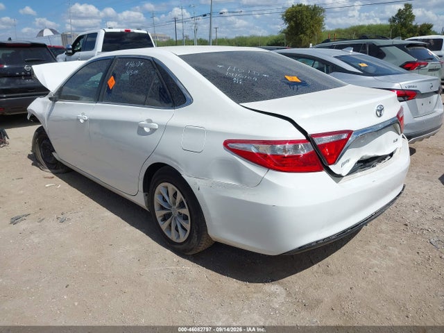 Продажа на аукционе авто 2015 Toyota Camry Le, vin: 4T4BF1FK7FR501945, номер лота: 46082797
