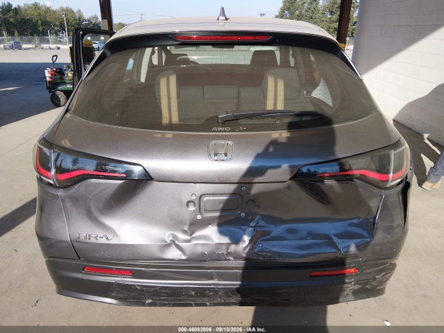 3CZRZ2H32SM765132 Honda Hr-v Awd Lx