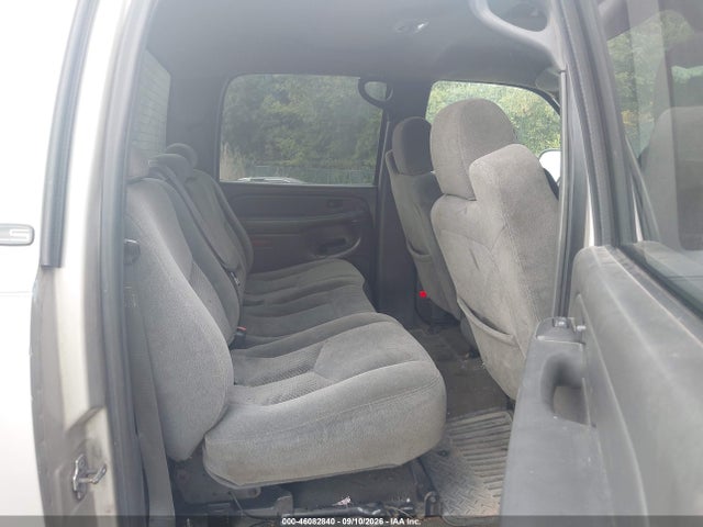 2005 Chevrolet Silverado 2500hd Ls მანქანა იყიდება აუქციონზე, vin: 1GCHK23U05F960432, აუქციონის ნომერი: 46082840
