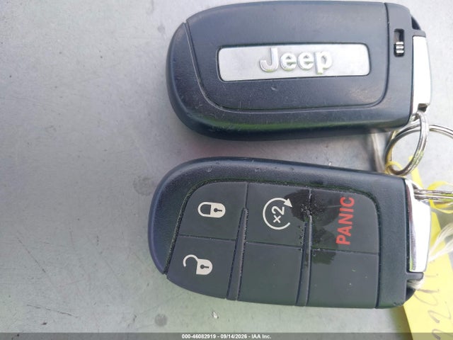 2025 Jeep Compass Latitude 4x4 მანქანა იყიდება აუქციონზე, vin: 3C4NJDBN9ST568062, აუქციონის ნომერი: 46082919