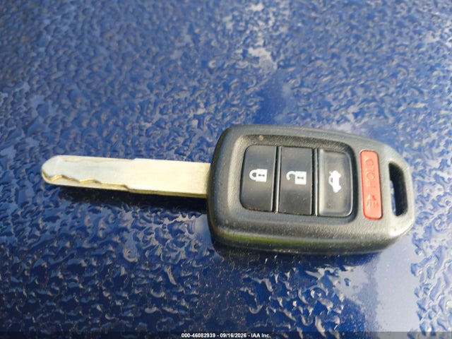 46082939 :رقم المزاد ، 1HGCR2F38FA200208 vin ، 2015 Honda Accord Lx مزاد بيع
