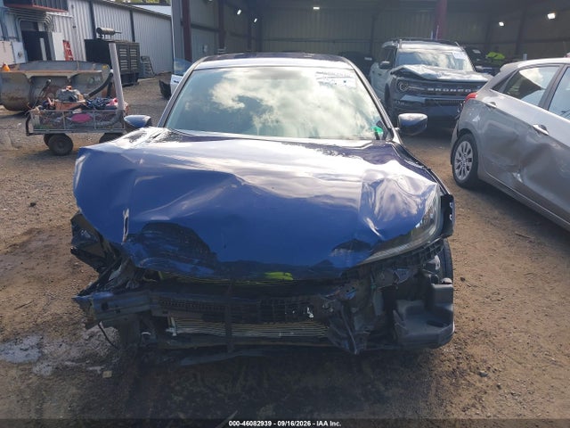 46082939 :رقم المزاد ، 1HGCR2F38FA200208 vin ، 2015 Honda Accord Lx مزاد بيع