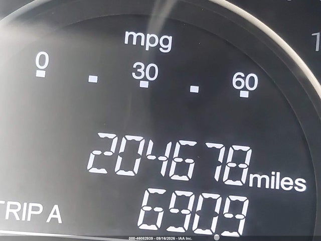 46082939 :رقم المزاد ، 1HGCR2F38FA200208 vin ، 2015 Honda Accord Lx مزاد بيع