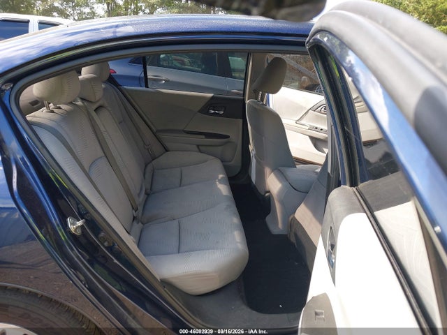 46082939 :رقم المزاد ، 1HGCR2F38FA200208 vin ، 2015 Honda Accord Lx مزاد بيع