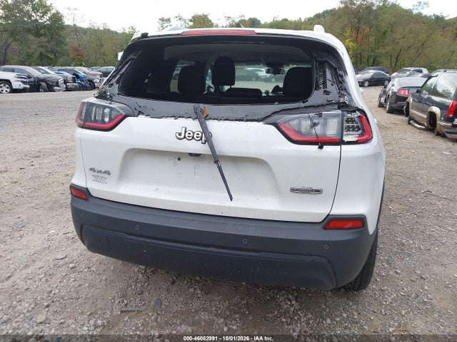 46082991 :رقم المزاد ، 1C4PJMLB4KD398390 vin ، 2019 Jeep Cherokee Latitude Plus 4x4 مزاد بيع