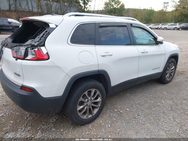 46082991 :رقم المزاد ، 1C4PJMLB4KD398390 vin ، 2019 Jeep Cherokee Latitude Plus 4x4 مزاد بيع