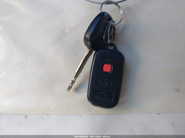 46082993 :رقم المزاد ، JTEGF21A520031498 vin ، 2002 Toyota Highlander V6 مزاد بيع
