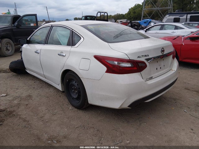 46082996 :رقم المزاد ، 1N4AL3AP1JC161682 vin ، 2018 Nissan Altima 2.5 S مزاد بيع