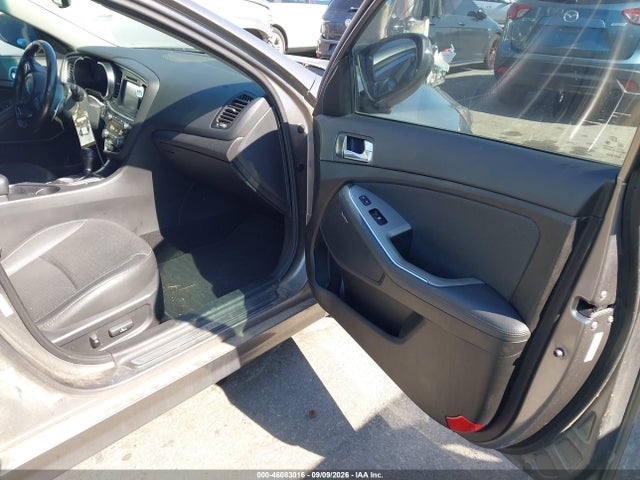 46083016 :رقم المزاد ، 5XXGR4A62FG403306 vin ، 2015 Kia Optima Sx Turbo مزاد بيع