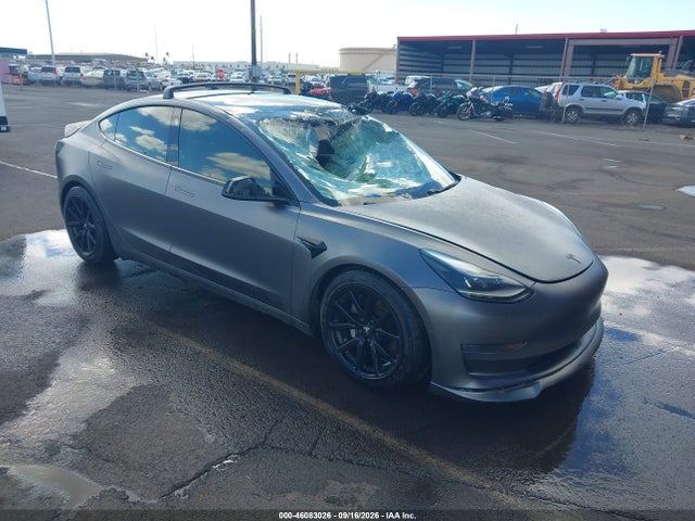 Tesla Model 3 Standard Range Plus Rear-wheel Drive 2021 5YJ3E1EA3MF052221 главное изображение