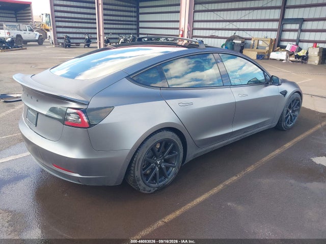 Tesla Model 3 Standard Range Plus Rear-wheel Drive 2021 5YJ3E1EA3MF052221 Image 4