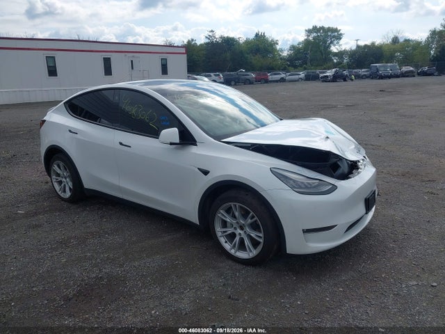 46083062 :رقم المزاد ، 5YJYGDEE5MF179086 vin ، 2021 Tesla Model Y Long Range Dual Motor All-wheel Drive مزاد بيع