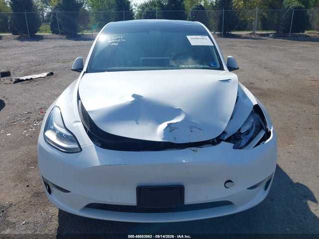 46083062 :رقم المزاد ، 5YJYGDEE5MF179086 vin ، 2021 Tesla Model Y Long Range Dual Motor All-wheel Drive مزاد بيع