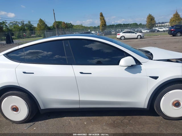 46083062 :رقم المزاد ، 5YJYGDEE5MF179086 vin ، 2021 Tesla Model Y Long Range Dual Motor All-wheel Drive مزاد بيع