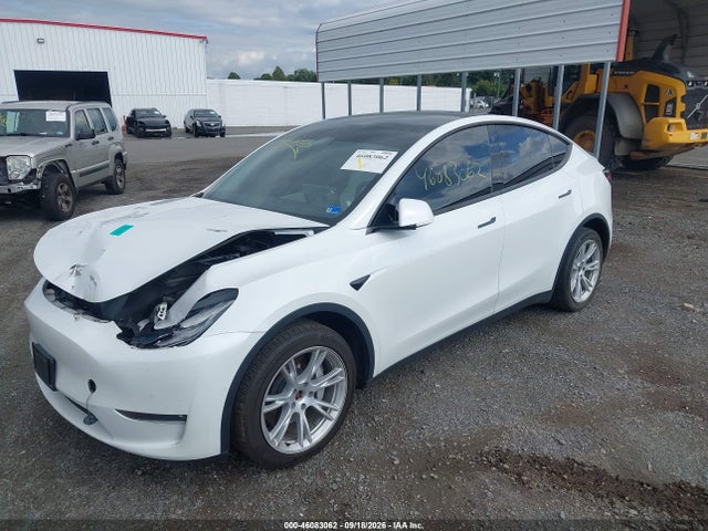 46083062 :رقم المزاد ، 5YJYGDEE5MF179086 vin ، 2021 Tesla Model Y Long Range Dual Motor All-wheel Drive مزاد بيع