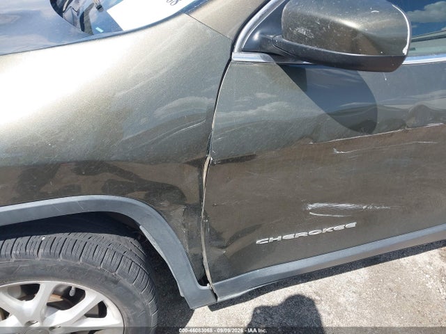 46083068 :رقم المزاد ، 1C4PJLCS3FW712339 vin ، 2015 Jeep Cherokee Latitude مزاد بيع