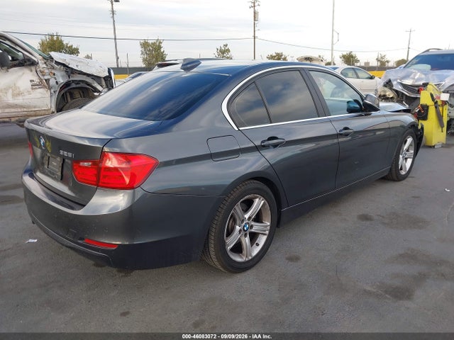 WBA3C1C58FP116979 BMW 328I