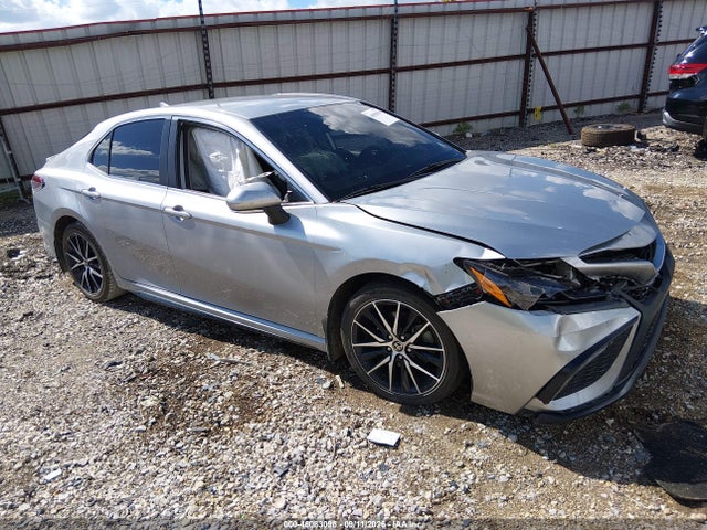 46083098 :رقم المزاد ، 4T1T11AK5PU799210 vin ، 2023 Toyota Camry Se مزاد بيع