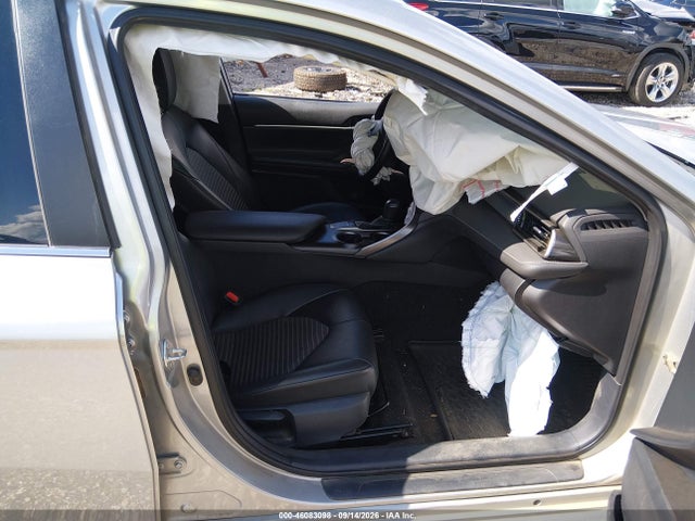 46083098 :رقم المزاد ، 4T1T11AK5PU799210 vin ، 2023 Toyota Camry Se مزاد بيع
