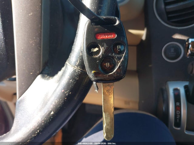 46083100 :رقم المزاد ، 5FNYF4H5XAB020641 vin ، 2010 Honda Pilot Ex-l مزاد بيع