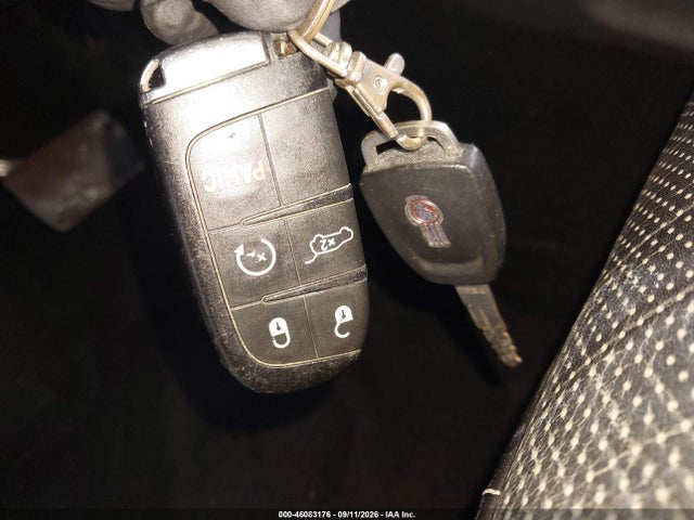 Jeep Grand Cherokee Overland 2014 1C4RJECG5EC164487 Image 11