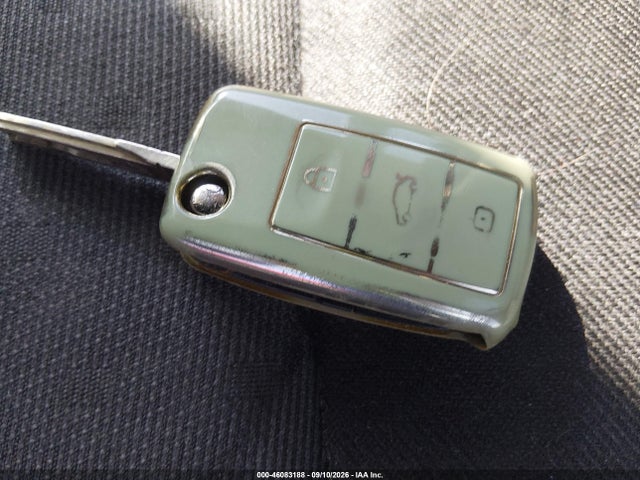 Aukcja sprzedaży 1999 Volkswagen New Beetle Gls, vin: 3VWCA21C4XM400243, numer aukcji: 46083188